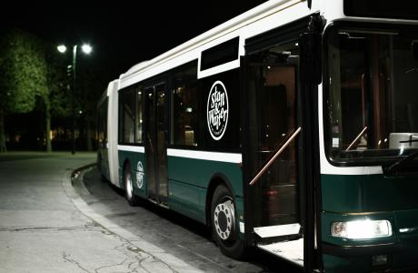 Le Bar-Bus le Sant&Walter à Paris - L'extérieur
