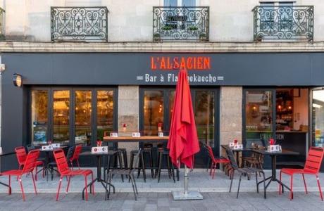 Privatisez le bar L'Alsacien à Nantes pour des événements exclusifs et mémorables.