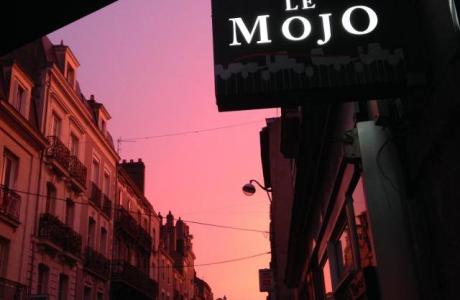 Le Bar-Restaurant le Mojo à Nantes - L'enseigne