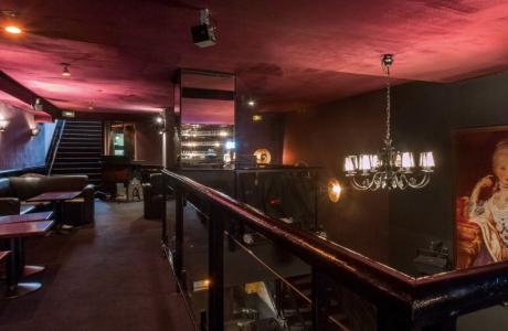 Le Bar-Club le Scarlett à Paris 6 - La totalité de l'établissement