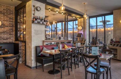 Le Bar-Restaurant le Royal Bergère à Paris 9 - La devanture