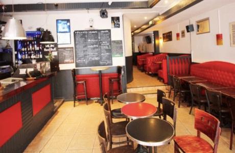 Le Bar-Restaurant le Syphax à Paris 9 - Le rez-de-chaussée