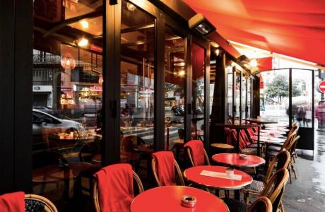 Le Bar-Restaurant le Bistro à Deux Têtes à Paris 9 - La terrasse