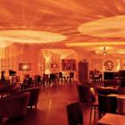 Le Bar le Cercle Conan Doyle à Paris 11 - Les canapés