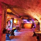 Célébrez vos moments spéciaux dans notre lieu de fête privatisable de luxe à Paris : Les Caves Saint Sabin
