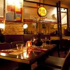 Le Bar-Restaurant le Café qui Parle à Paris 18 - Ambiance Lounge