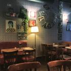 Le Bar-Pub l'Attrape-Coeurs à Paris 18 - La décoration chaleureuse