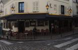 Le Bar-Restaurant le Au Rendez-vous des Amis à Paris 18 - La terrasse