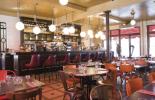 Le Bar-Restaurant les Deux Stations à Paris 16 - Le rez-de-chaussée