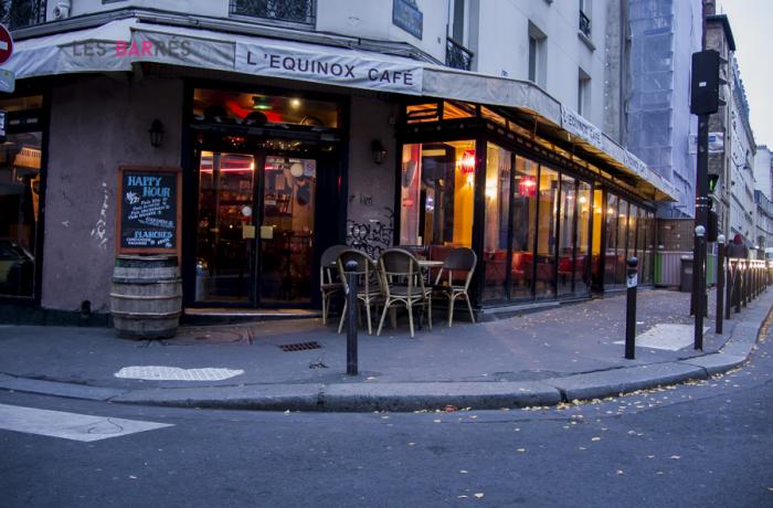 Le Bar-Pub le Ekinox Café à Paris 11 - La devanture
