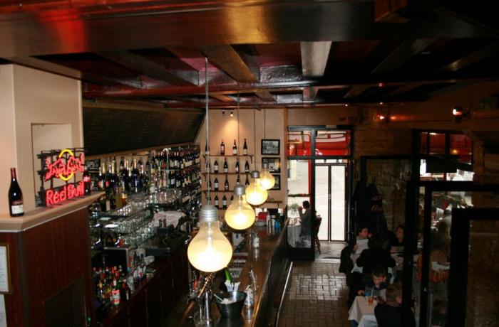 Le Bar-Restaurant le Au Trois Maillets à Paris 1 - Le Bar