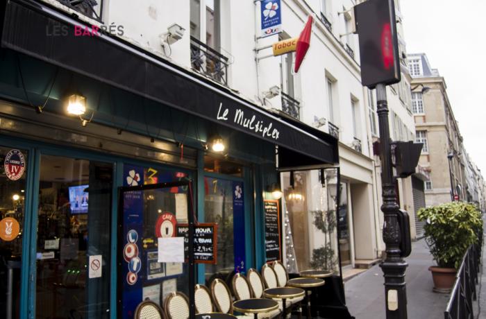 Le Bar le Multiplex à Paris 9 - La Devanture