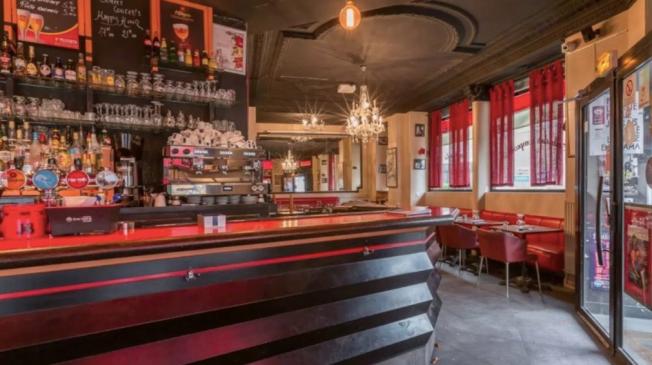 Le Bar-Restaurant le Stand'art café à Paris 20 - La terrasse