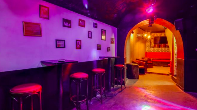 Le Bar-Pub les Flingueurs à Paris 9 - Le Mini-Club