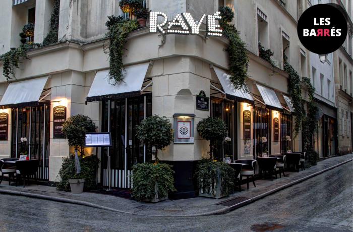Le Bar-Restaurant le Club Rayé à Paris 2 - La devanture
