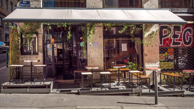 Le Bar-Restaurant le Ibiza Coffee Lounge à Lyon 1 - La Devanture