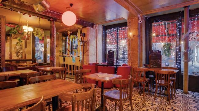 Le Bar-Restaurant l'Estaminet à Paris 11 - Le rez-de-chaussée