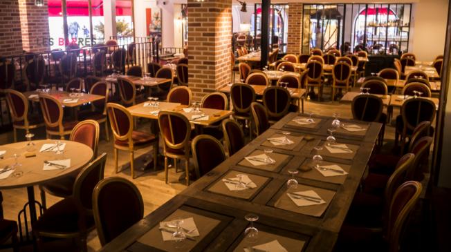 Le Bar-Restaurant la bohème du tertre à Paris 18 - Le rez-de-chaussée