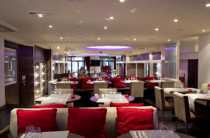 Le Bar-Restaurant l'Elysée Lounge à Paris 8 - Le rez-de-chaussée