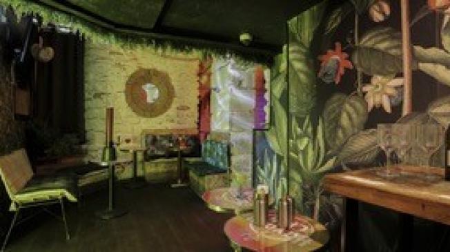 Le Biscornu à Paris : privatisez ce bar tendance et profitez d'un espace élégant et personnalisable pour vos événements privés