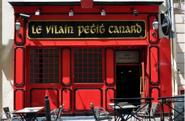 Le Bar-Pub le Vilain Petit Canard à Marseille 1 - L'extérieur