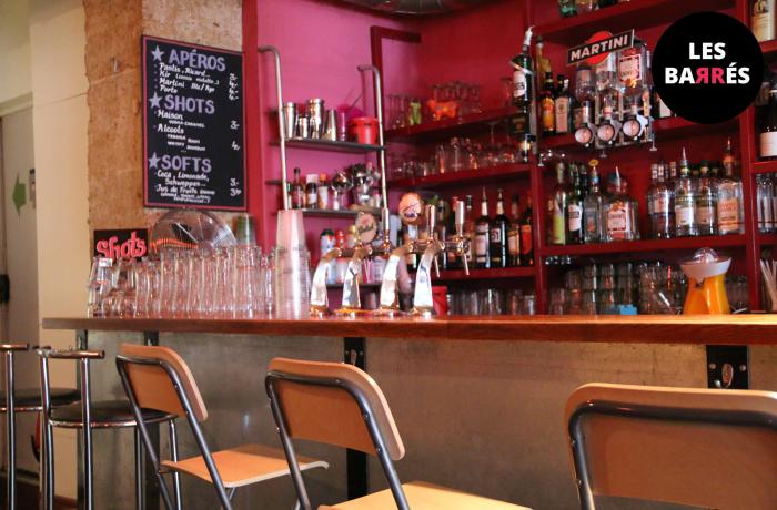 Le Bar-Pub le Chez Marie à Paris 10 - Le comptoir