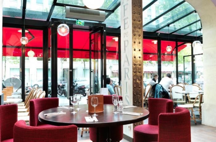 Le Bar-Restaurant le Café de Paris à Paris 8 - La salle