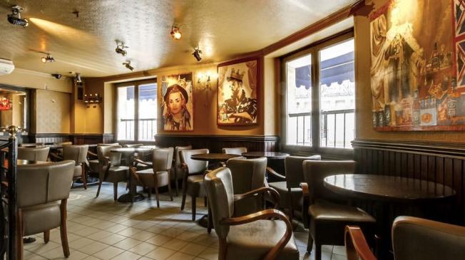 Le Bar-Pub le King George à Paris 9 - Le Rez-de-Chaussée
