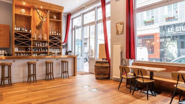Privatisez le bar Saint Cerf - Paris  17ème arrondissement - Quartier Batignolle