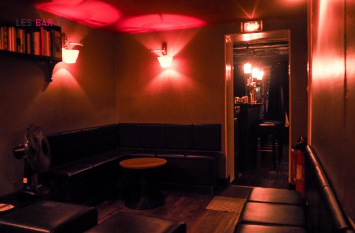 Le Bar-Pub le Raymond Bar à Paris 2 - La petite salle du fond