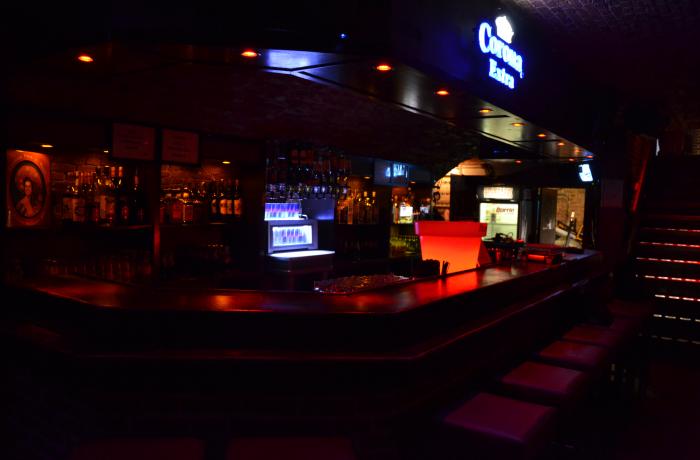 Le Bar-Pub le Barrio Café à Bruxelles - Le soir