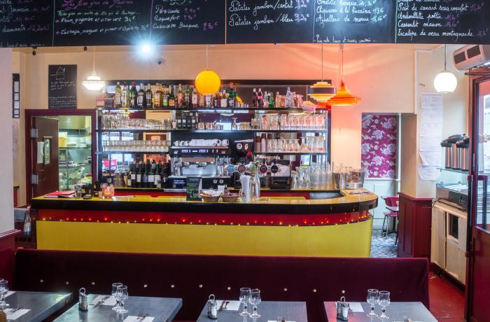 Le Restaurant Les Gladines Charonne à Paris 11 - Le comptoir
