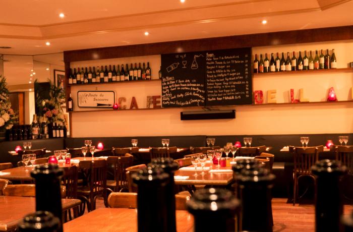 Le Bar-Restaurant le Dellac à Paris 9 - La salle du fond
