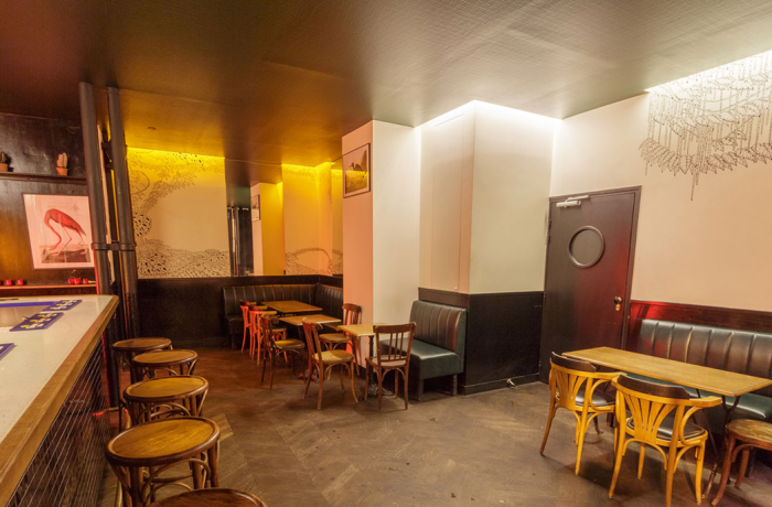 Le Bar-Pub le Jeune à Paris 10 - Le rez-de-chausée
