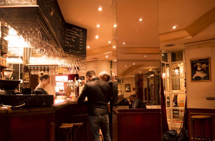 Le Bar-Restaurant le Dellac à Paris 9 - Le bar