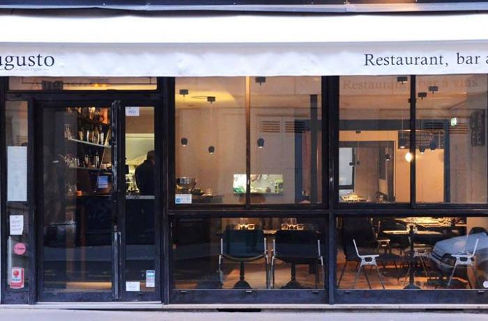 Le Bar-Restaurant le Augusto à Paris 9 - La devanture