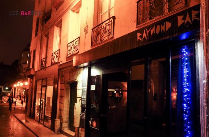 Le Bar-Pub le Raymond Bar à Paris 2 - La devanture
