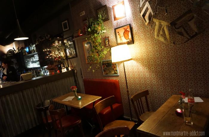 Le Bar-Pub l'Attrape-Coeurs à Paris 18 - L'ambiance tamisée