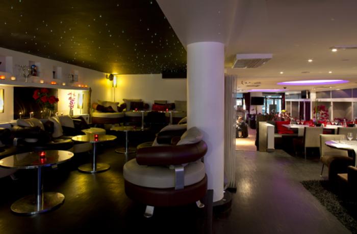 Le Bar-Restaurant l'Elysée Lounge à Paris 8 - Un espace