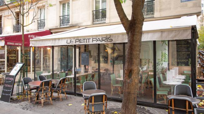 Le Bar à cocktail le Petit Paris à Paris 1 - Le rez-de-chaussée