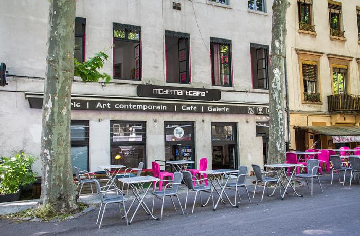 Le Bar-Restaurant le Modernart Café à Lyon 4 - La terrasse
