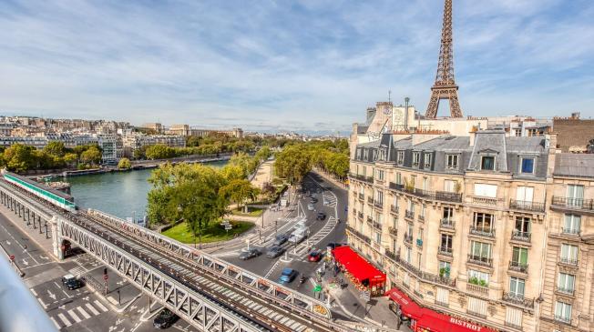 Louer le Rooftop Eiffel à Paris