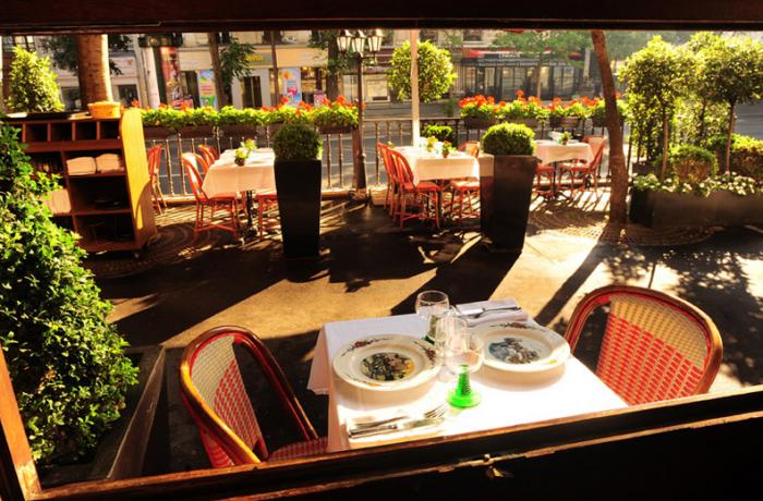 Le Restaurant le Chez Jenny à Paris 3 - La terrasse