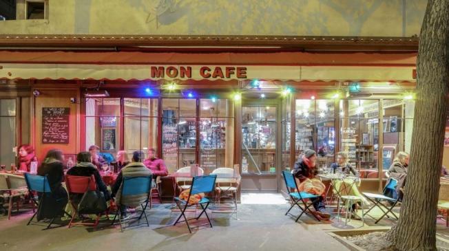 Le restaurant Mon Café à Paris 12 - La terrasse