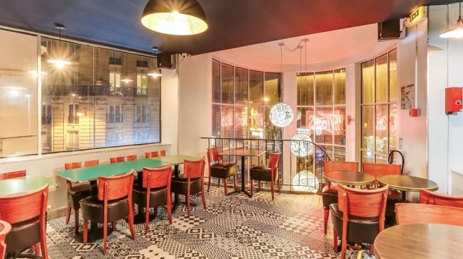 Le Bar-Restaurant le Floors à Paris 18 - La salle restaurant