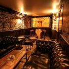 Le Bar-Pub l'Infinito Bar à Neuilly-sur-Seine -  Le fumoir