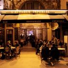Le bar l'autobus impérial à Paris - le bar