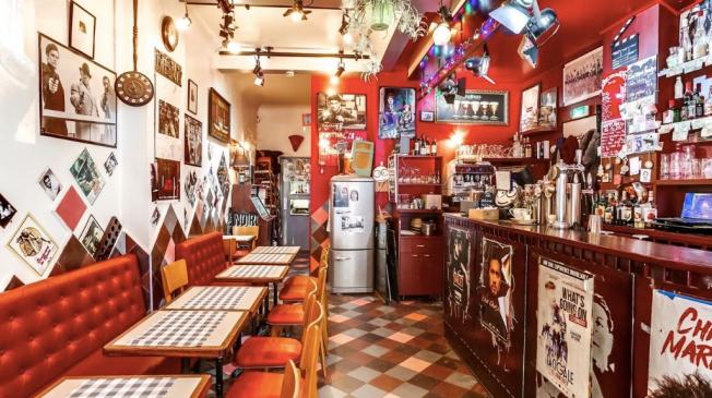 Le Bar-Pub l'Entracte Café à Paris 17 - Le bar