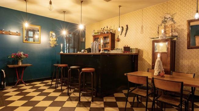 Le bar les Flibustiers à Paris 10 - La salle principale