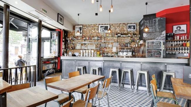 Le Bar-Restaurant l'Eventail à Paris 11 - Le comptoir